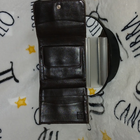 Low start Fendi Black and Brown Striped Card Holder - Picture 3 of 8